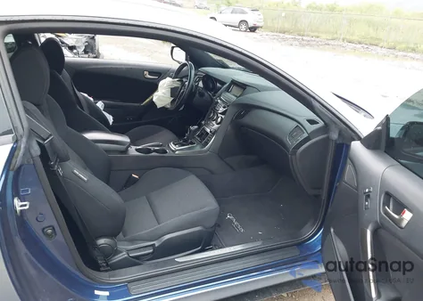 2015 Hyundai Genesis 3.8 Base z USA, uszkodzony, nr VIN KMHHT6KJ2FU126036